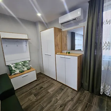 Апартаменти Boutique 2 *